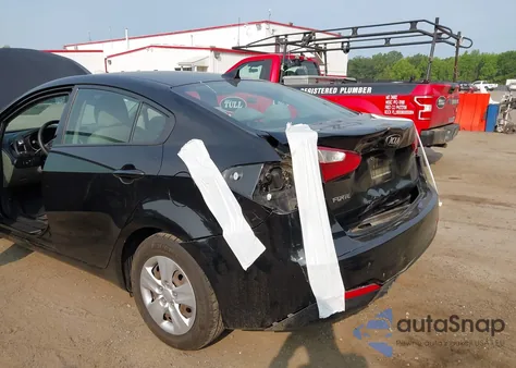 2015 Kia Forte Lx из США, поврежденный, VIN KNAFX4A68F5429587